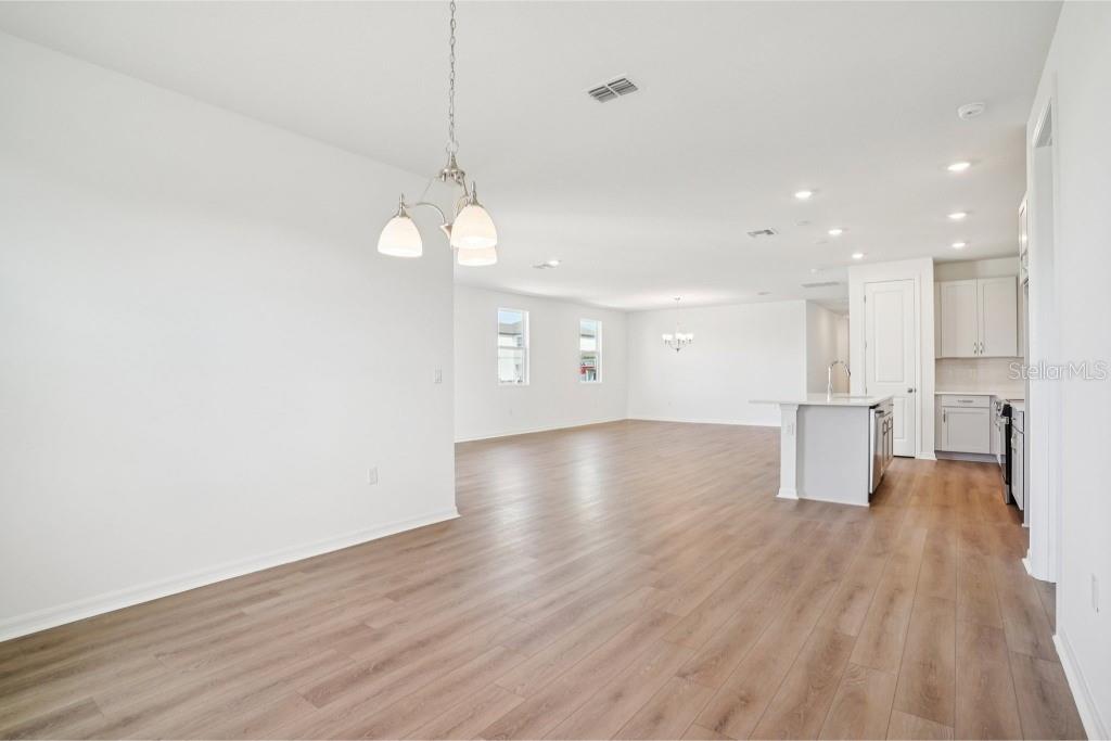 TRAILSIDE - Residential