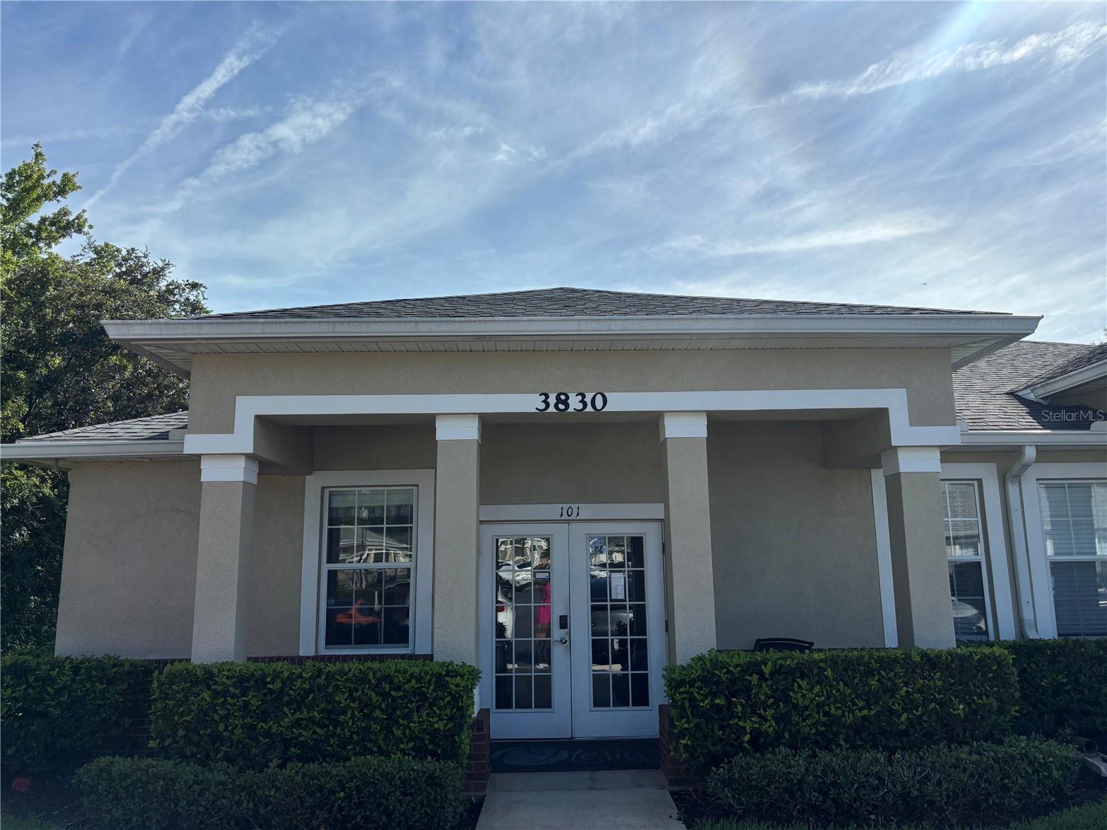 REDFERN PROFESSIONAL CENTER - Commercial Lease
