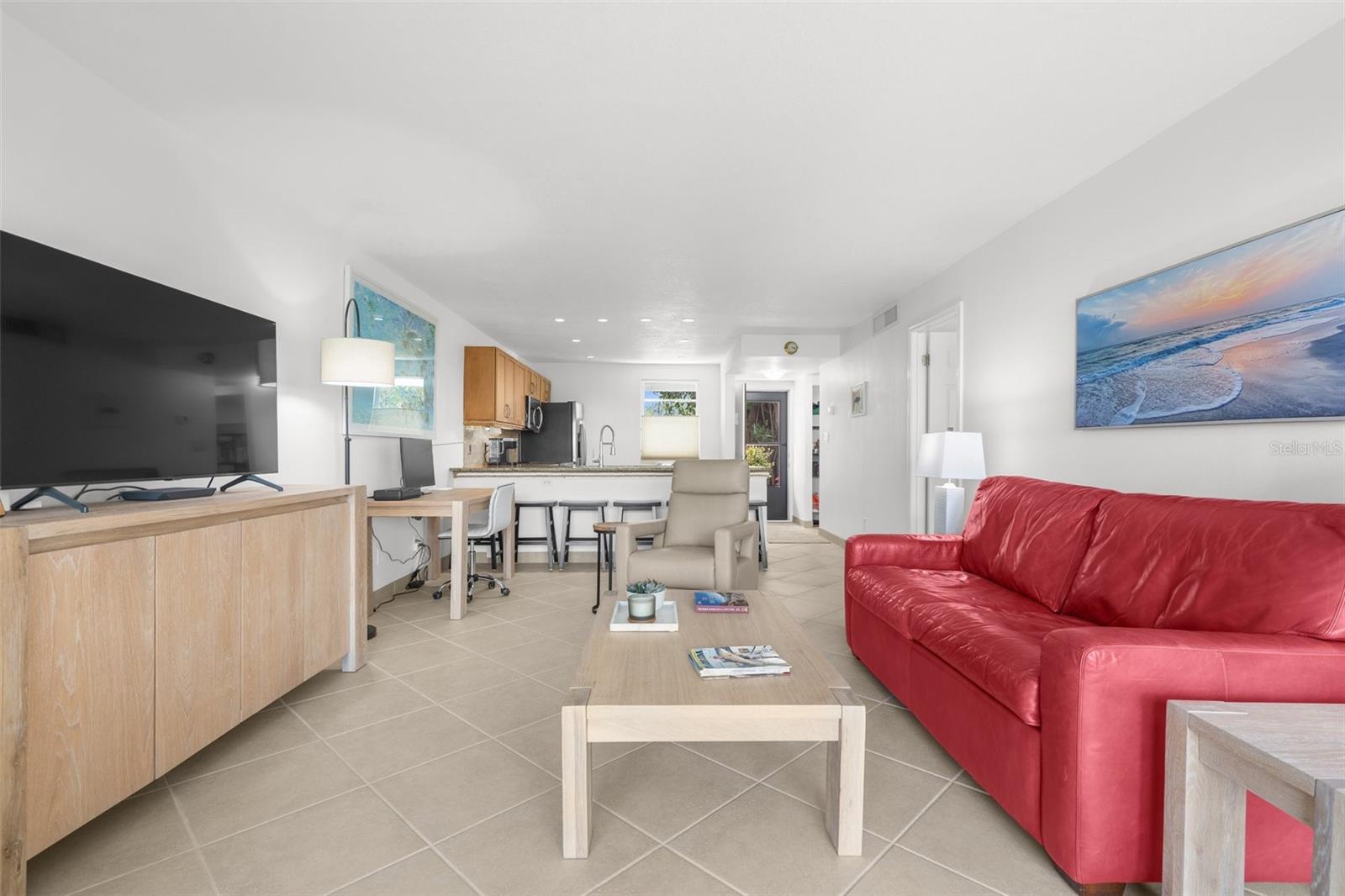 SUTTON PLACE - Residential