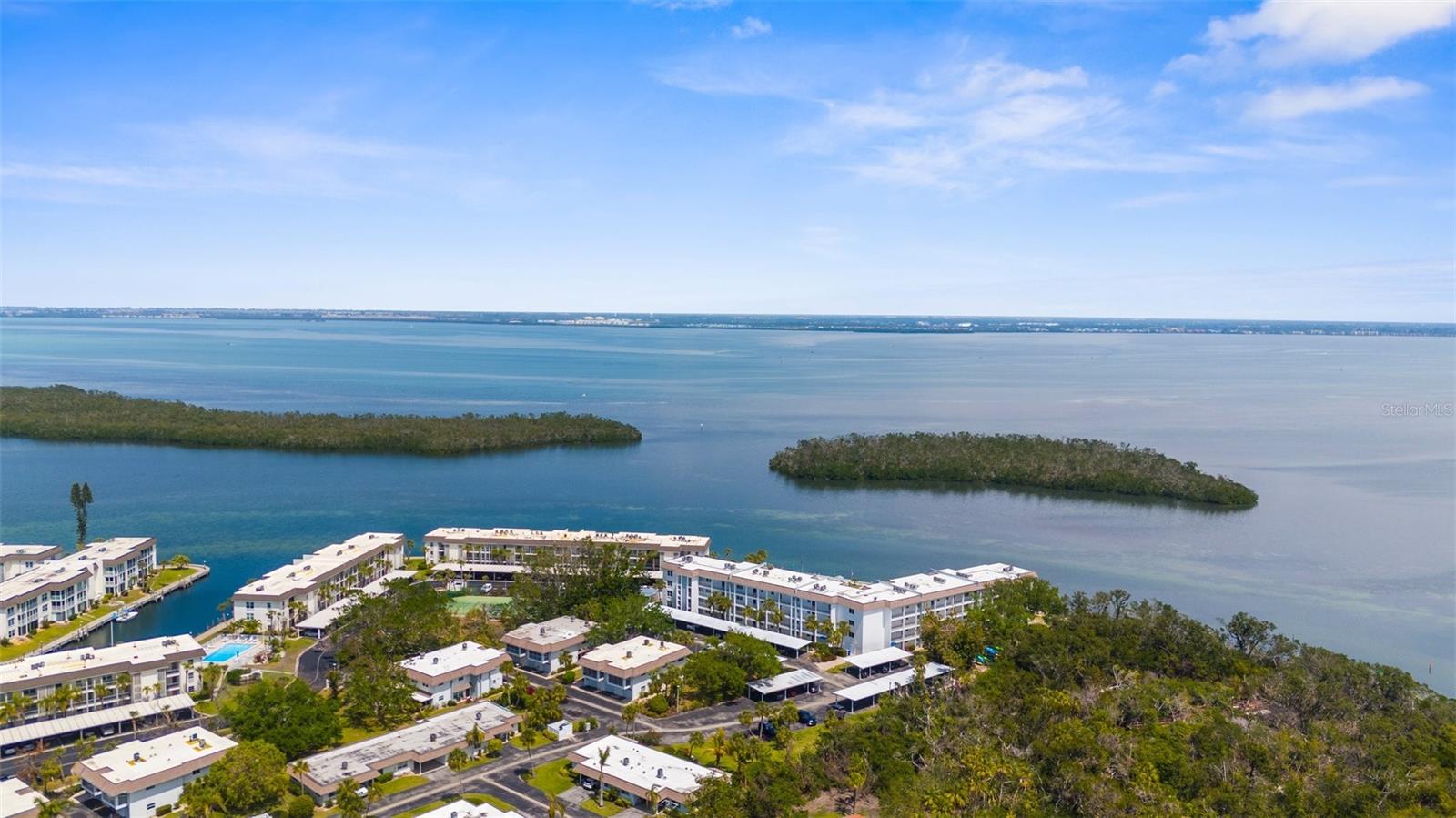 SUTTON PLACE - Residential