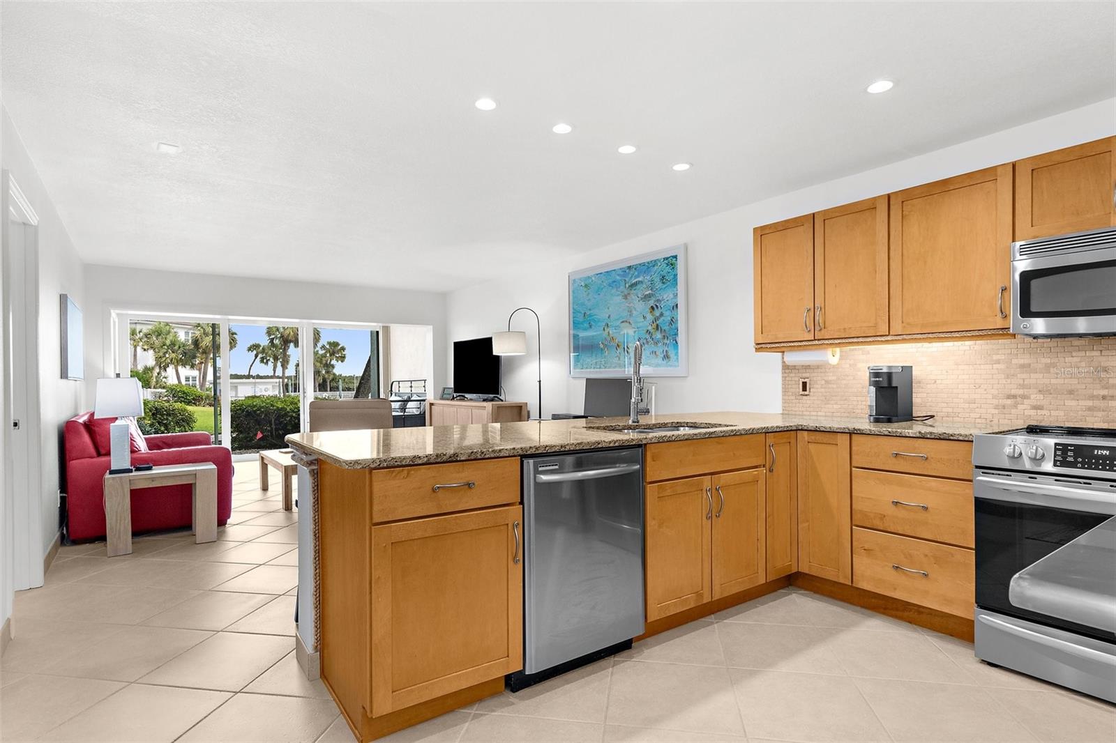 SUTTON PLACE - Residential