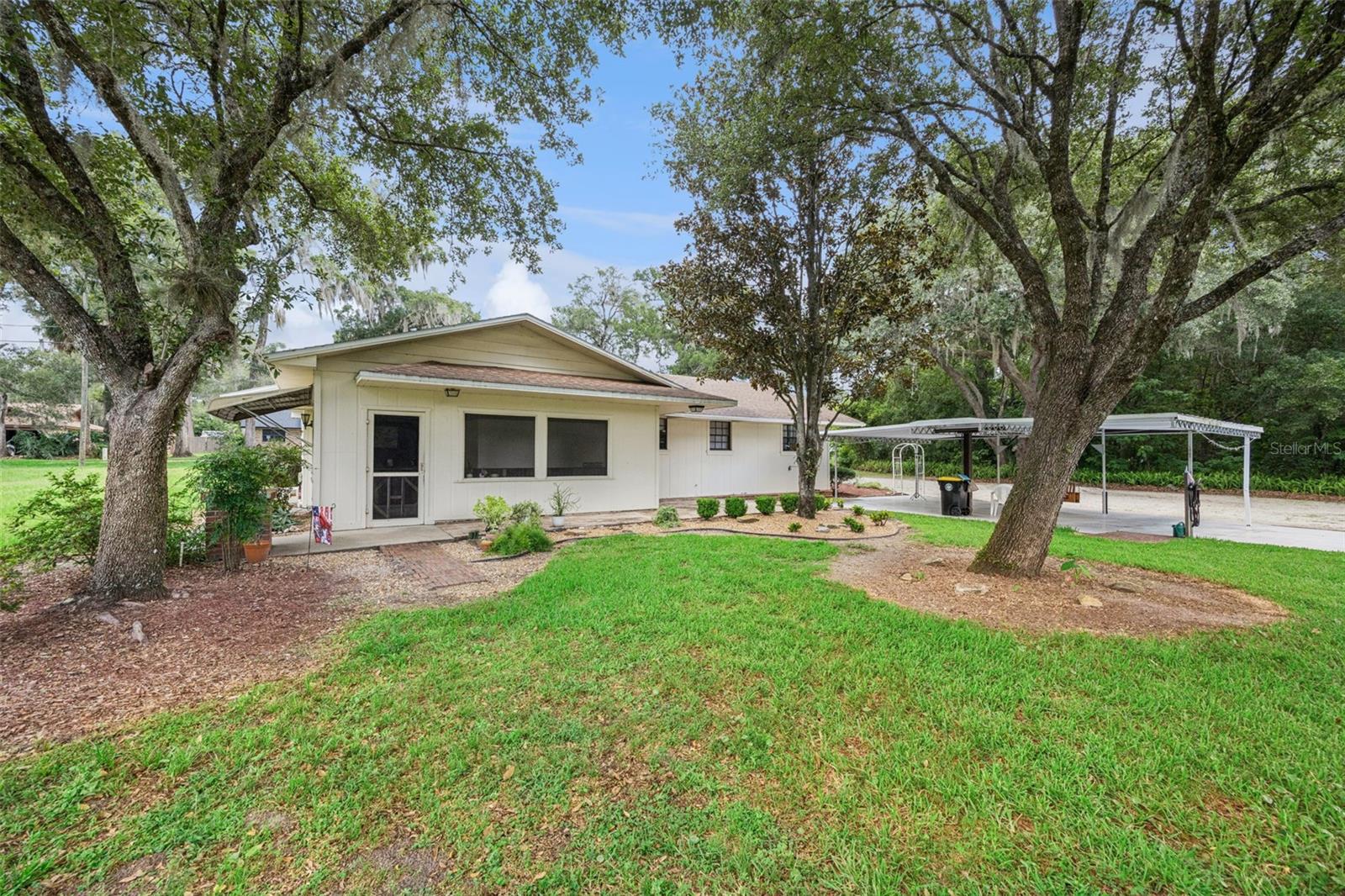 SUMMIT PARK - Residential
