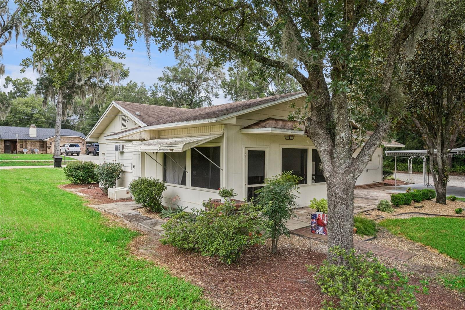 SUMMIT PARK - Residential