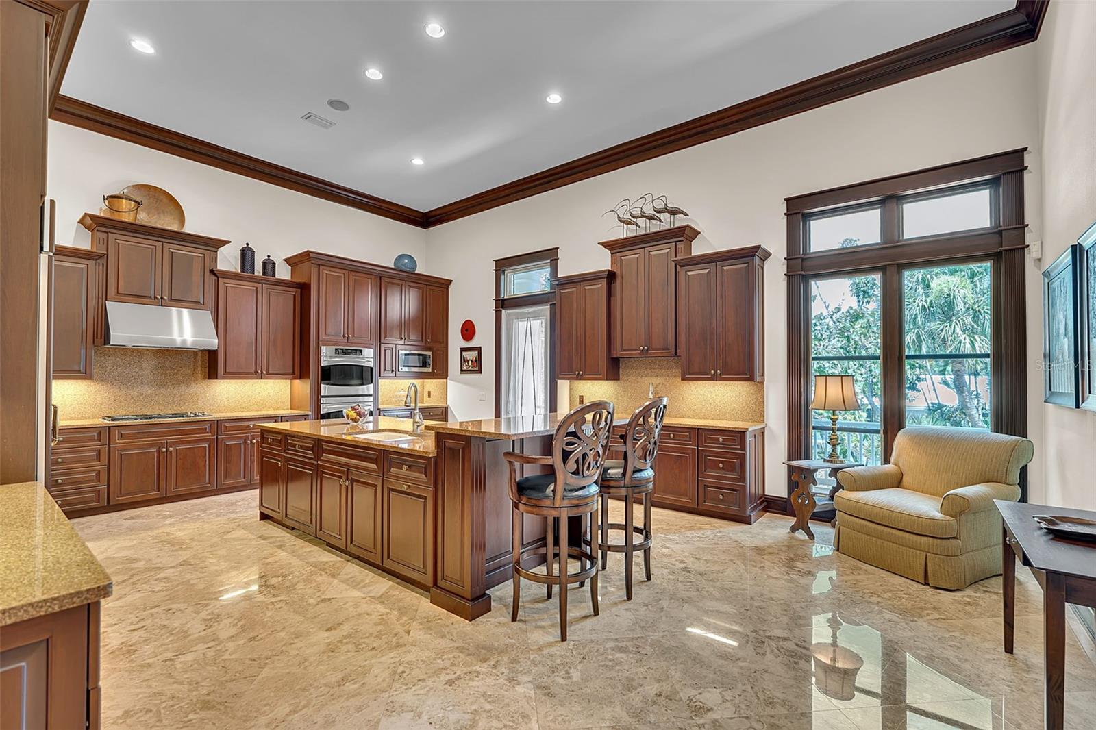 SANDERLING CLUB / SIESTA KEY - Residential