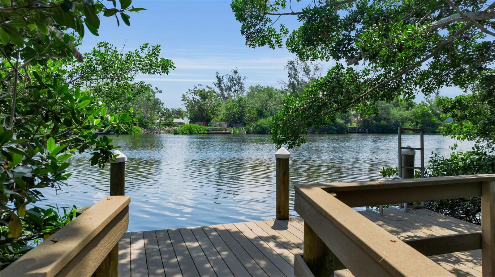 SANDERLING CLUB / SIESTA KEY - Residential