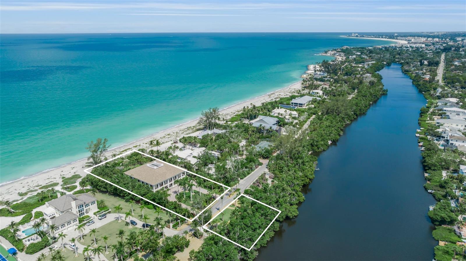 SANDERLING CLUB / SIESTA KEY - Residential