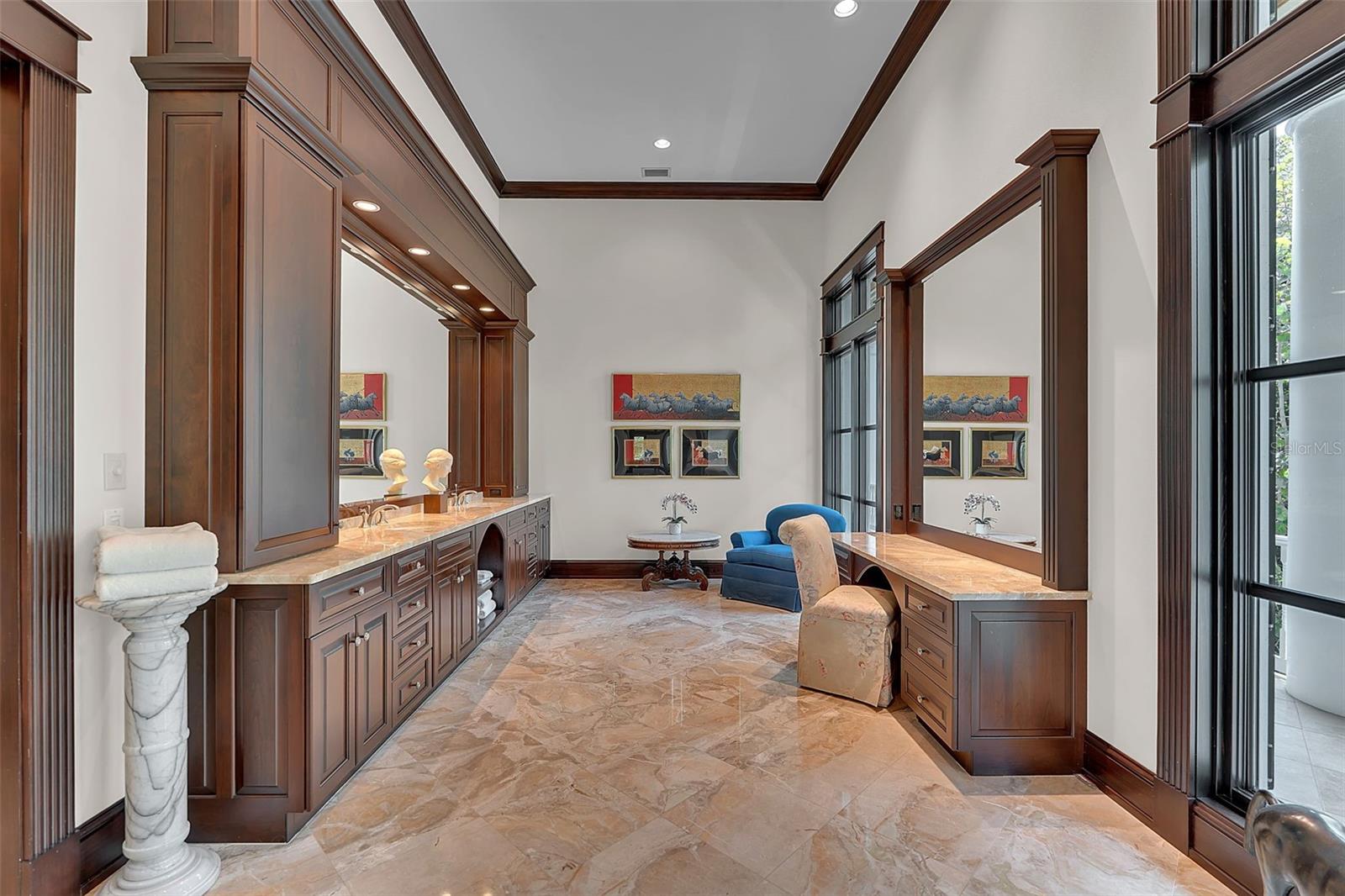SANDERLING CLUB / SIESTA KEY - Residential
