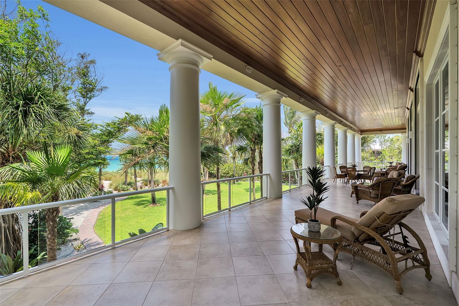 SANDERLING CLUB / SIESTA KEY - Residential