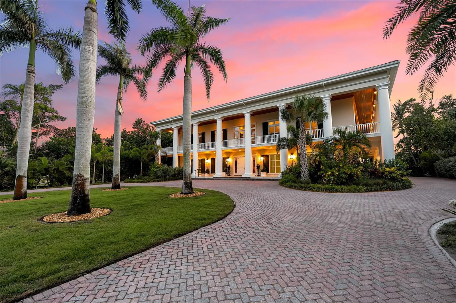 SANDERLING CLUB / SIESTA KEY - Residential