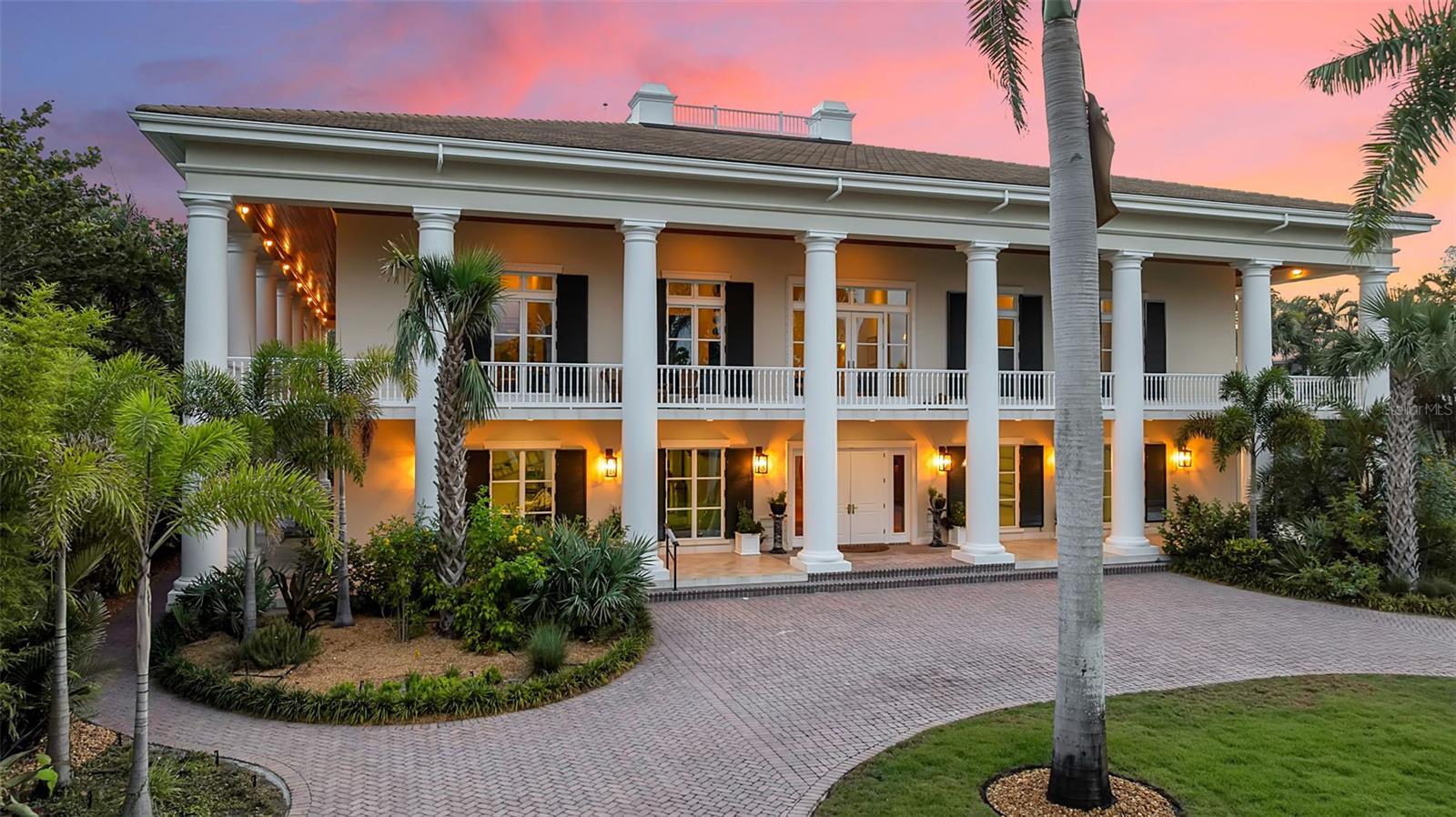 SANDERLING CLUB / SIESTA KEY - Residential