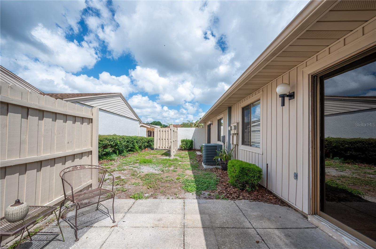 MEADOW OAKS A CONDO - Residential