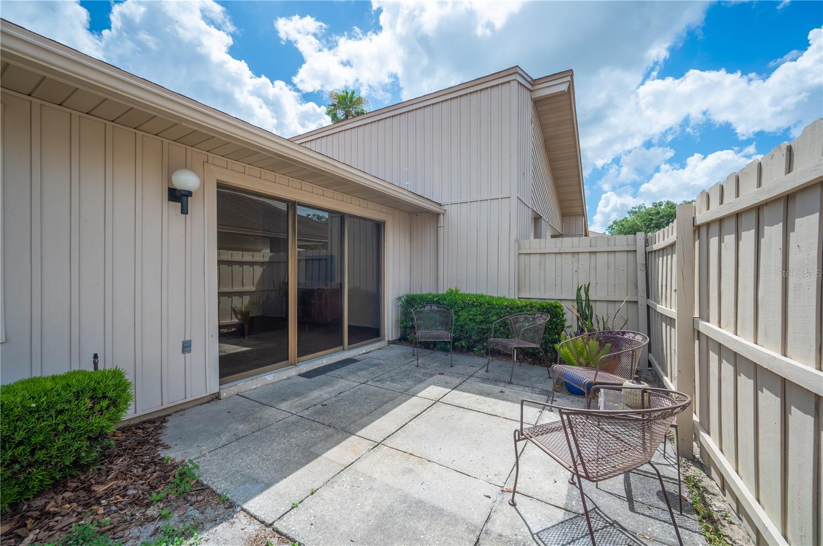 MEADOW OAKS A CONDO - Residential