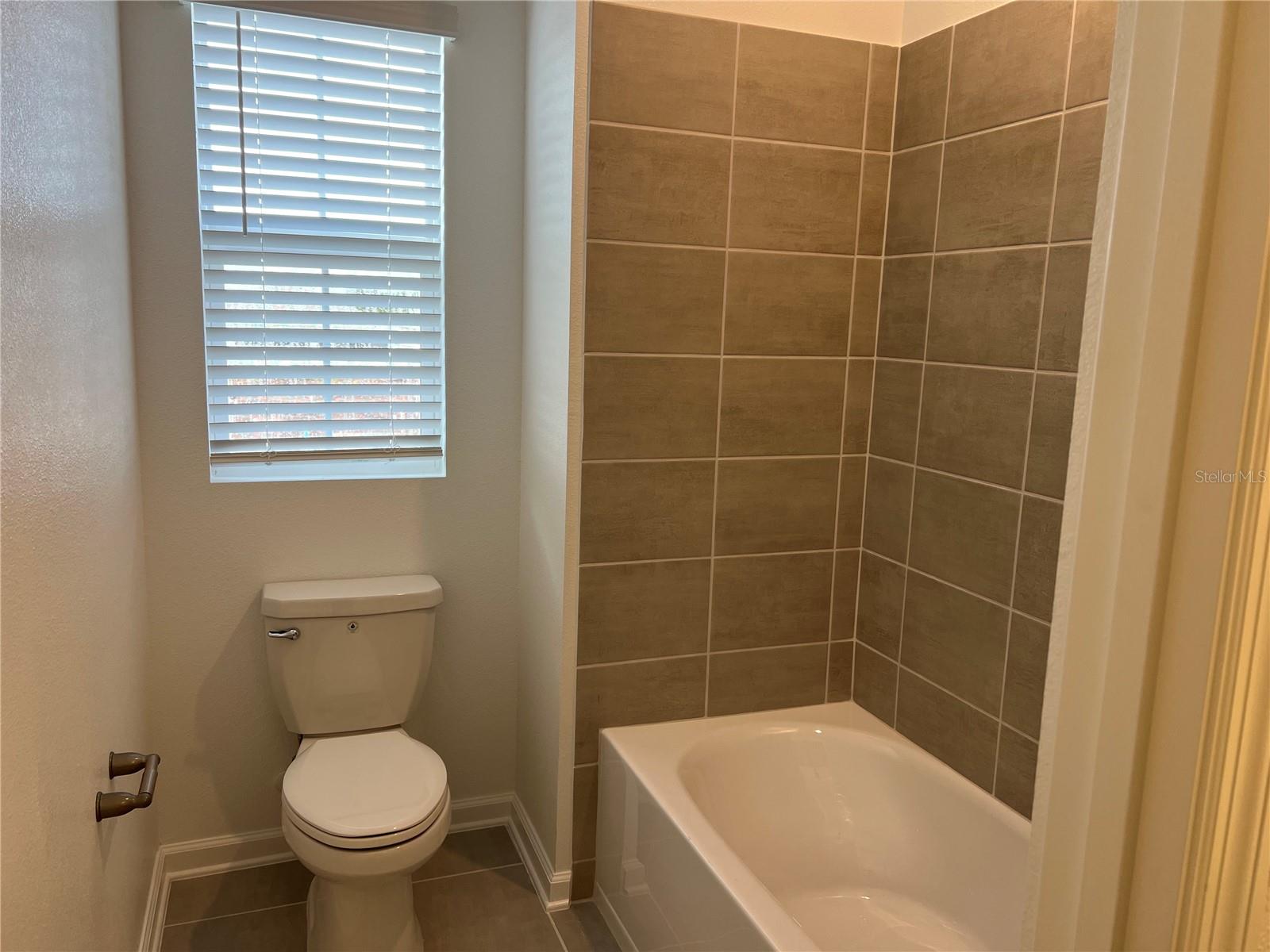 SPRINGHEAD 1/BRIDGEWALK - Residential Lease