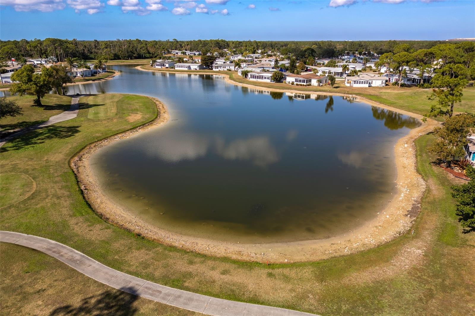 PINE LAKES COUNTRY CLUB PH 03 - Residential