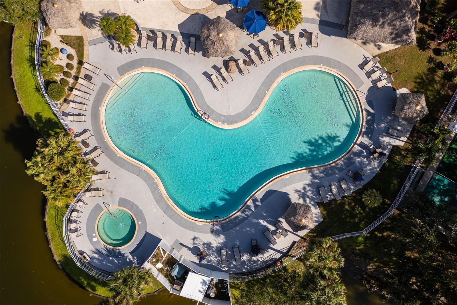 PINE LAKES COUNTRY CLUB PH 03 - Residential