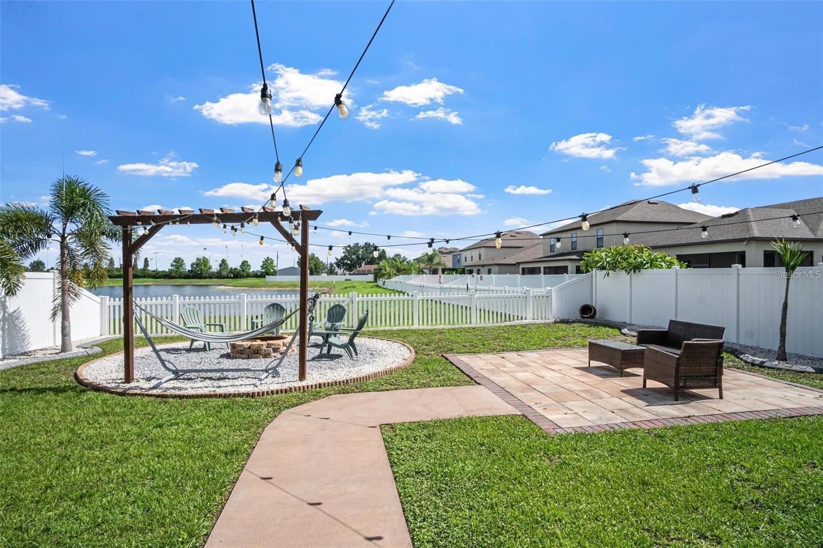 MIRABELLA - Residential