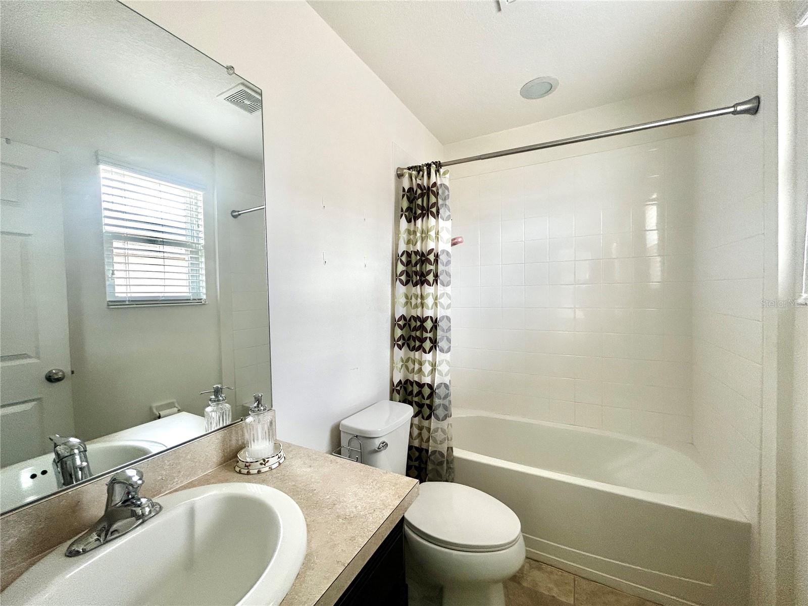 OAK CREEK PRCL 2 UNIT 2B - Residential
