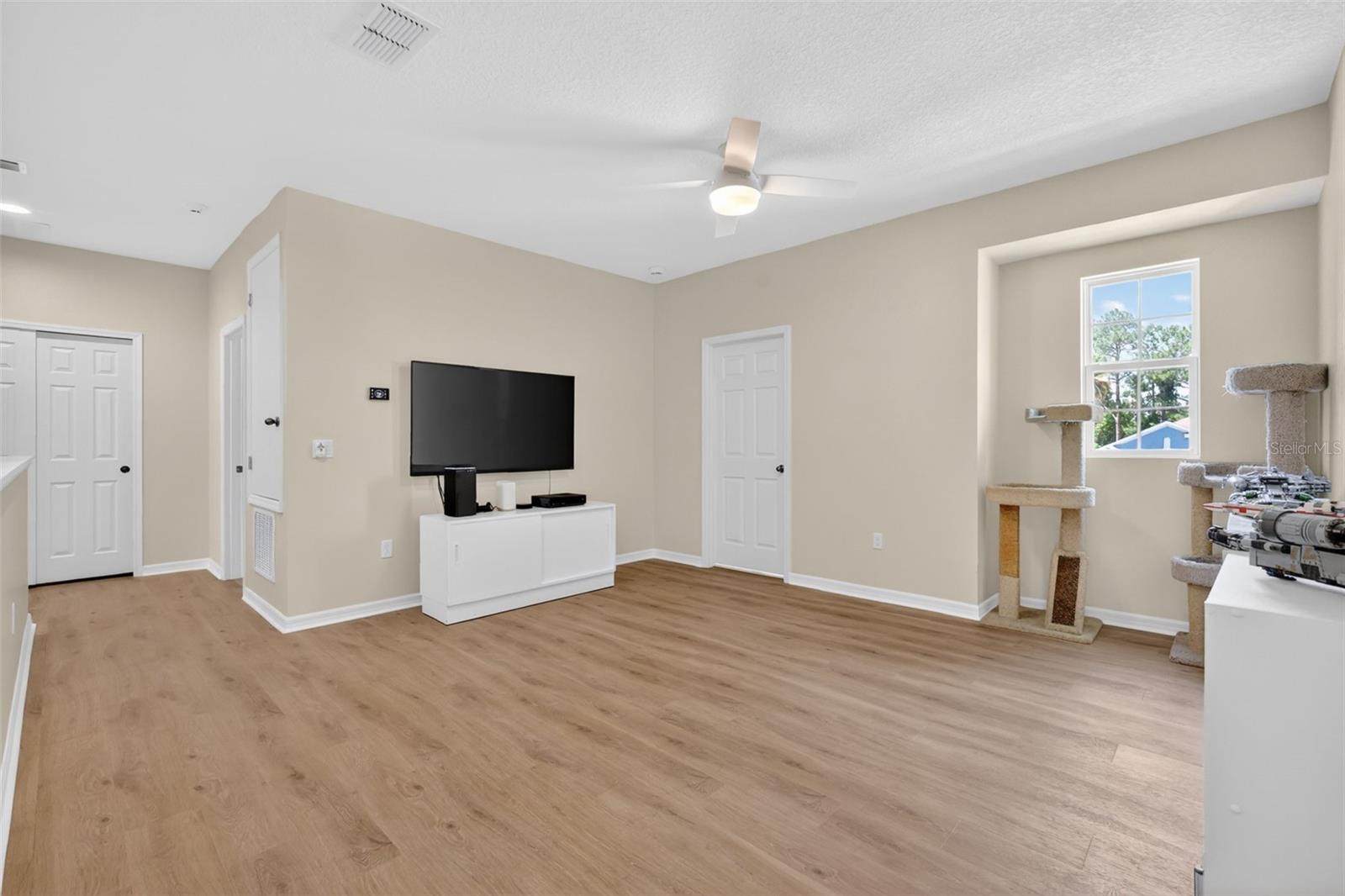 EUSTIS GRAND ISLAND RESERVE - Residential