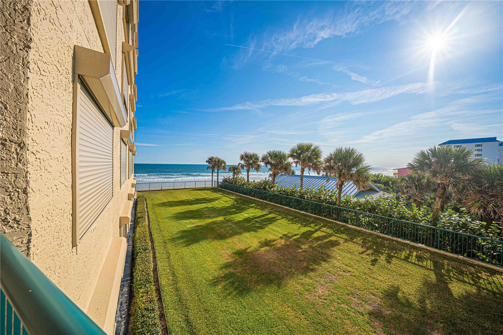 TOWERS AT PONCE INLET TOWER 01 CONDO - Residential