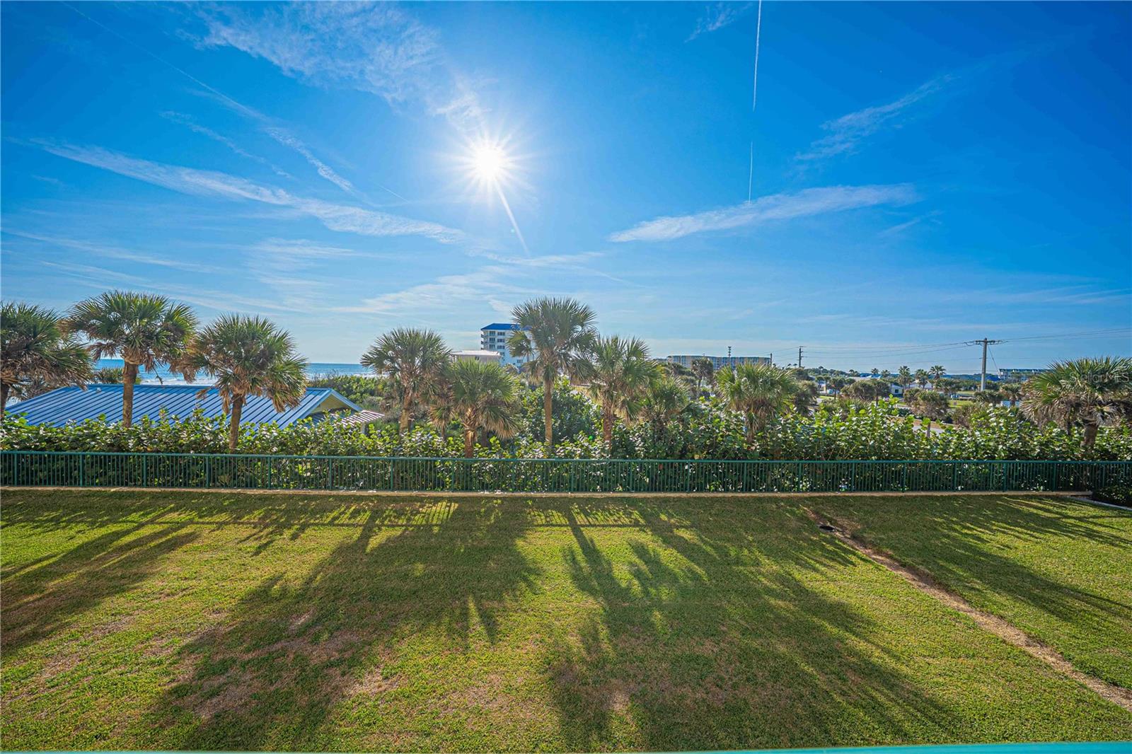TOWERS AT PONCE INLET TOWER 01 CONDO - Residential