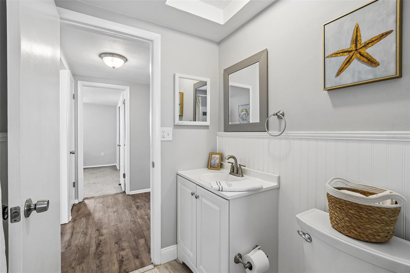 EMBASSY HILLS - Residential