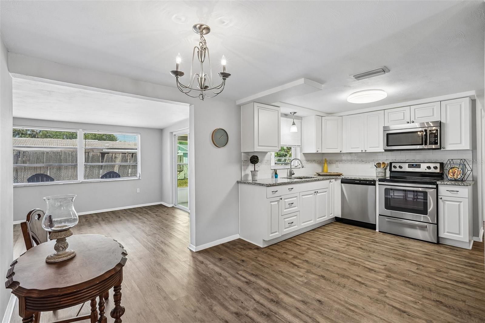 EMBASSY HILLS - Residential