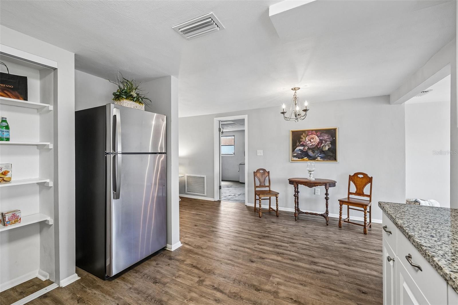 EMBASSY HILLS - Residential