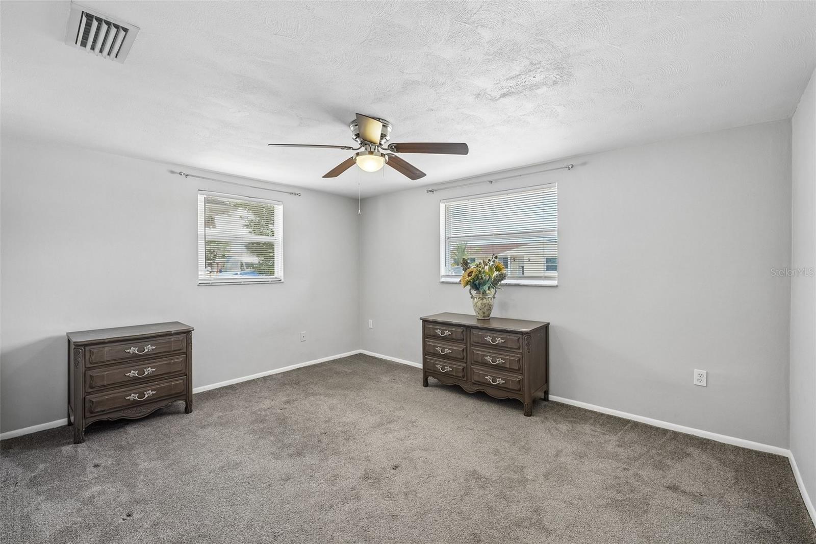 EMBASSY HILLS - Residential
