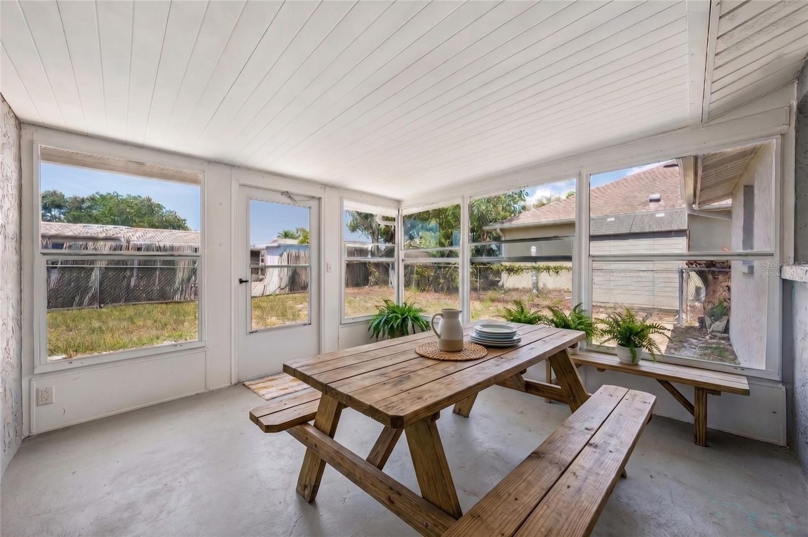 EMBASSY HILLS - Residential