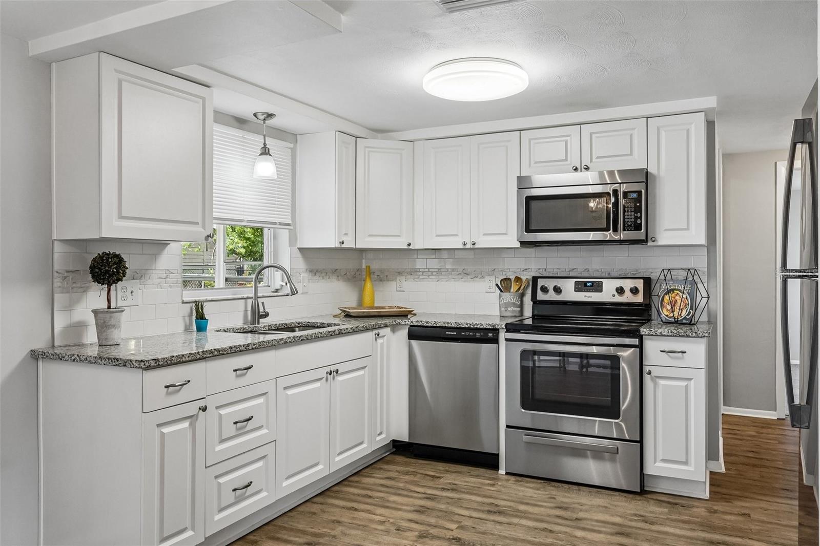 EMBASSY HILLS - Residential
