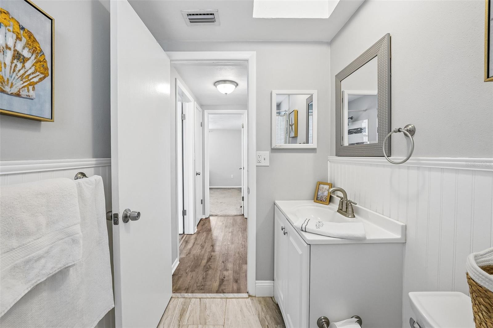 EMBASSY HILLS - Residential