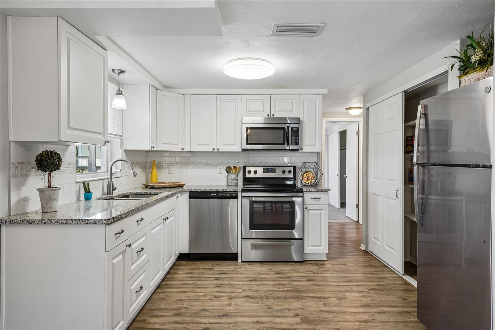 EMBASSY HILLS - Residential