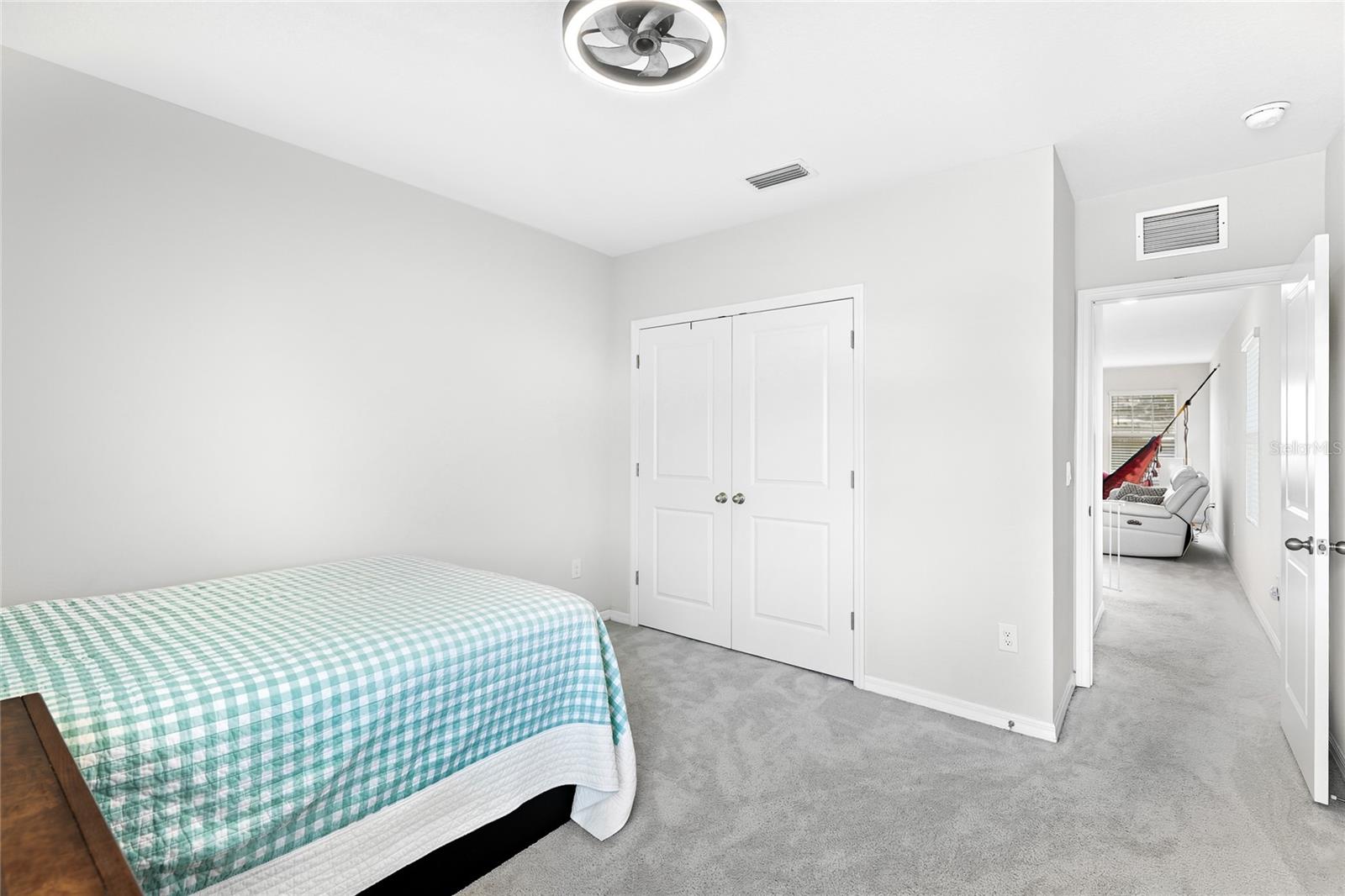 SILVERSTONE NORTH PH IC & ID - Residential