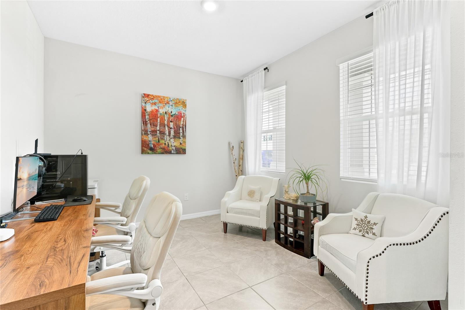 SILVERSTONE NORTH PH IC & ID - Residential