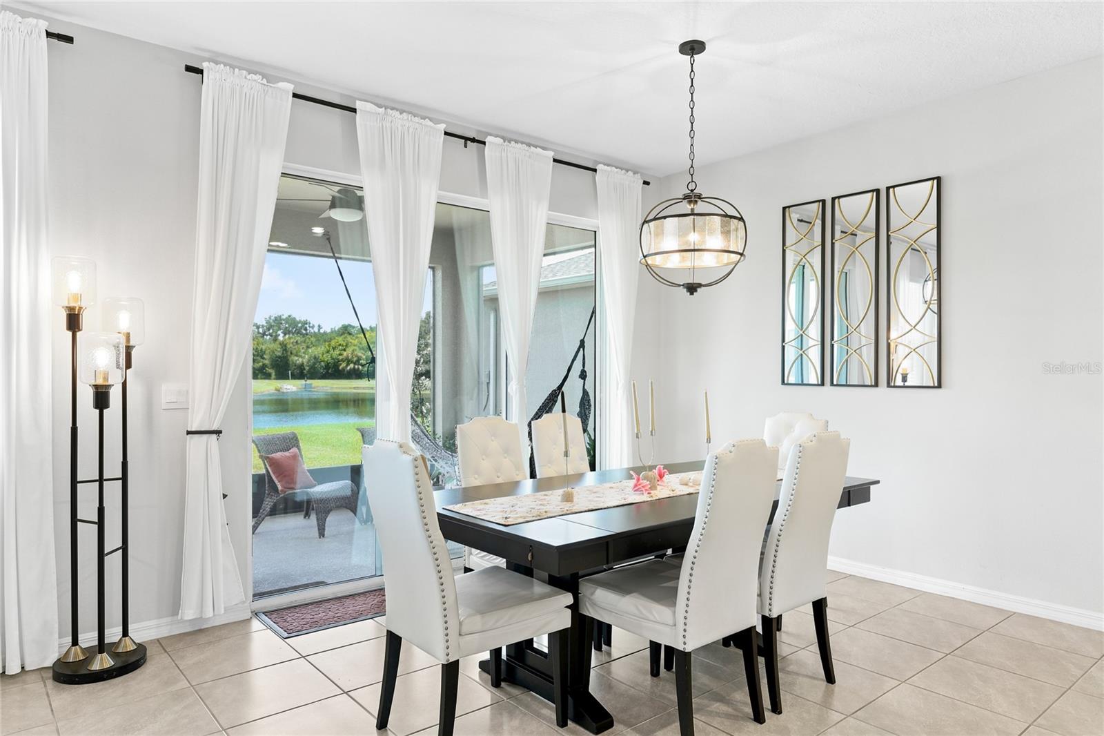 SILVERSTONE NORTH PH IC & ID - Residential