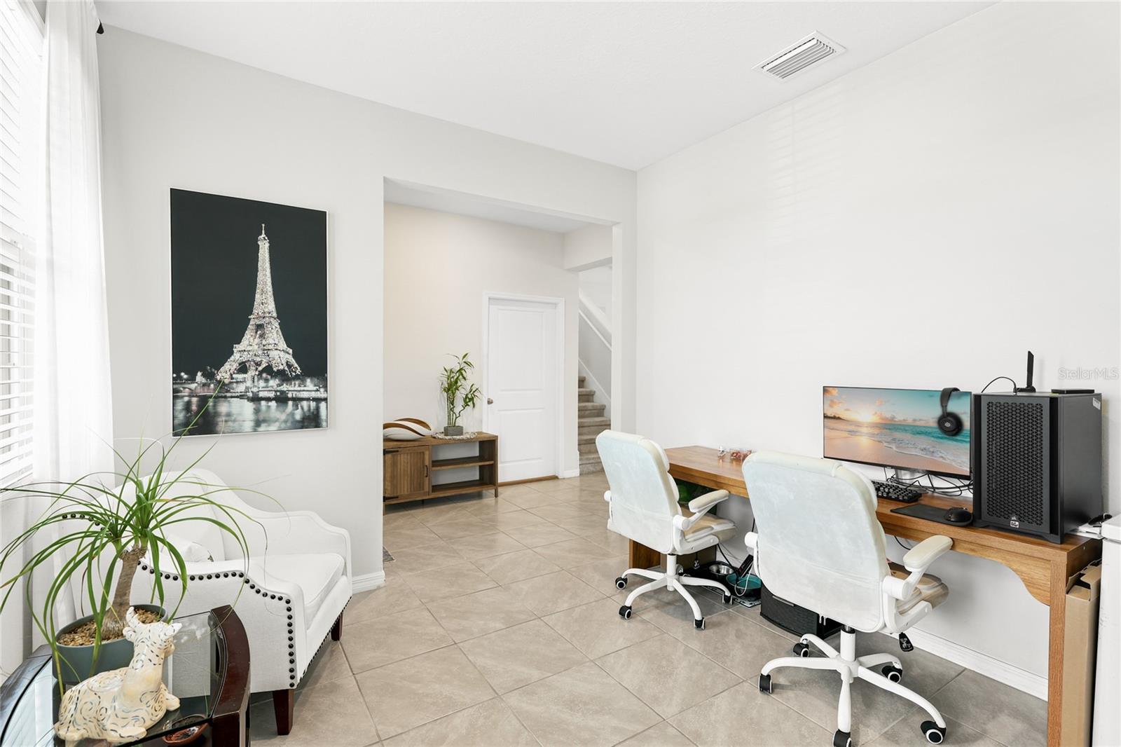 SILVERSTONE NORTH PH IC & ID - Residential