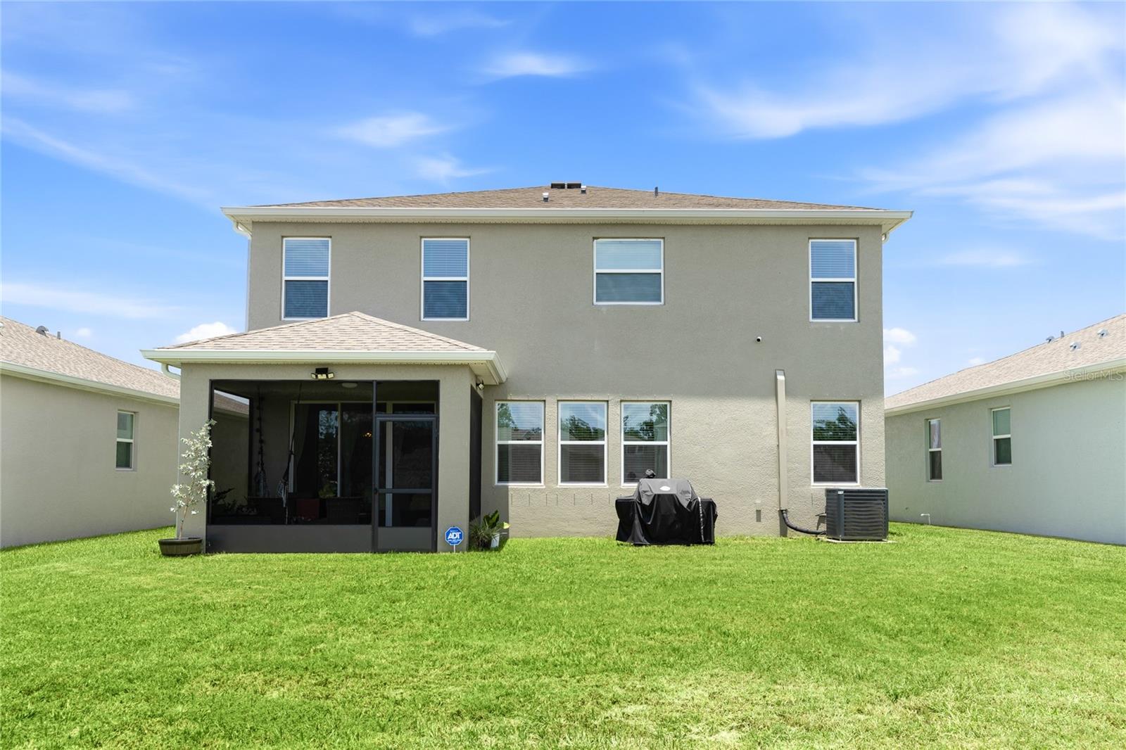 SILVERSTONE NORTH PH IC & ID - Residential