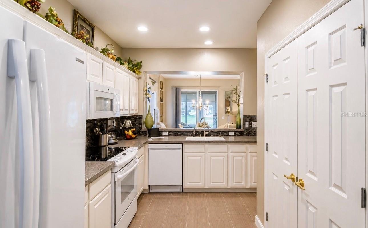 SPRUCE CREEK GC - Residential