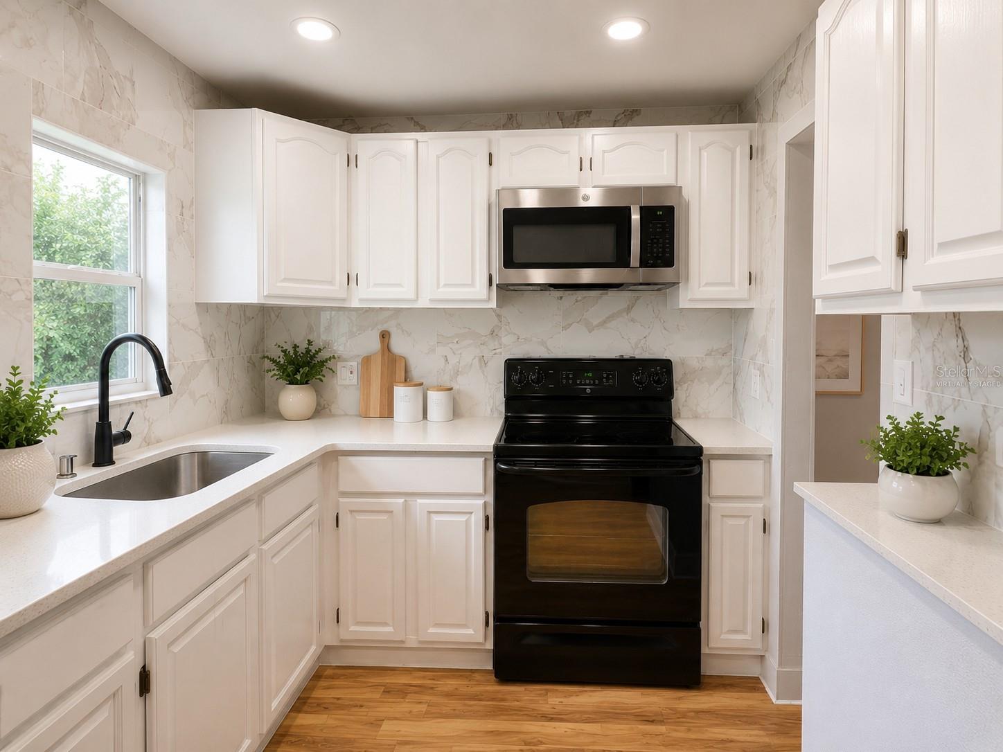 PINE GROVE ESTATES - Residential Lease
