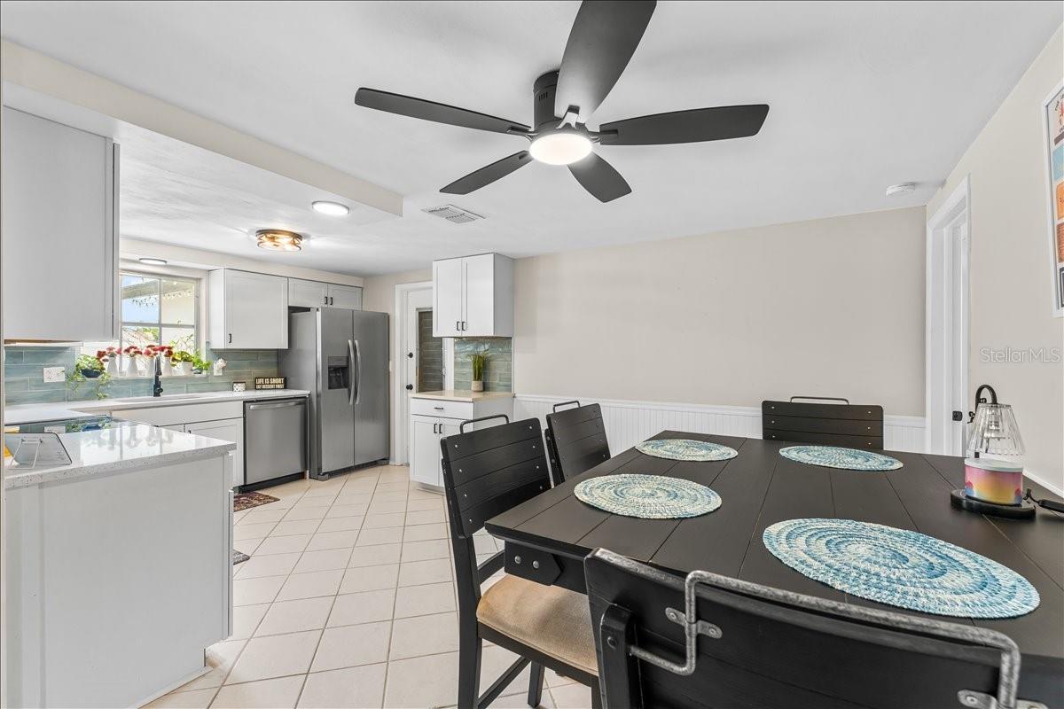 PALM TERRACE ESTATES - Residential