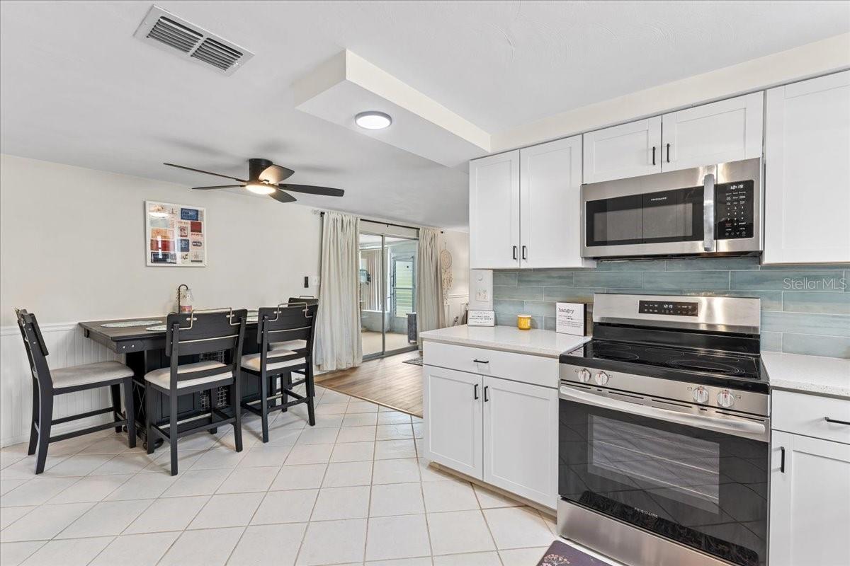 PALM TERRACE ESTATES - Residential
