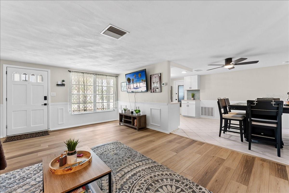 PALM TERRACE ESTATES - Residential