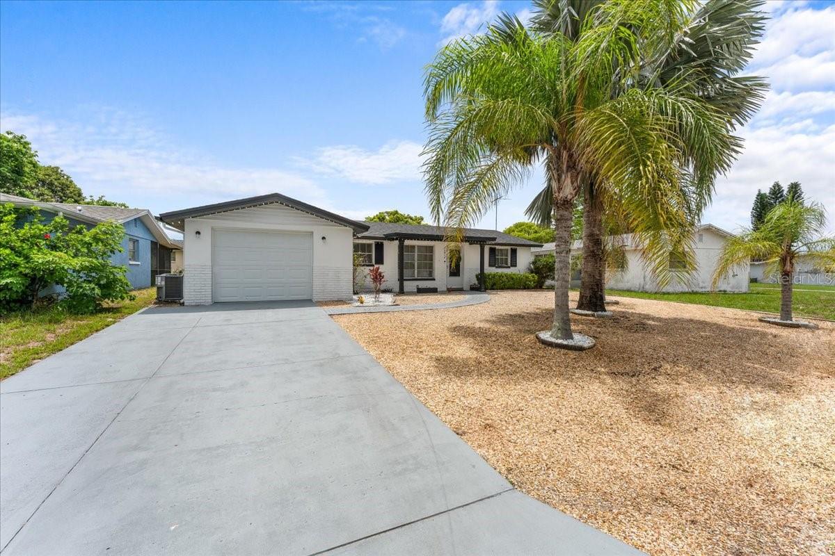 PALM TERRACE ESTATES - Residential