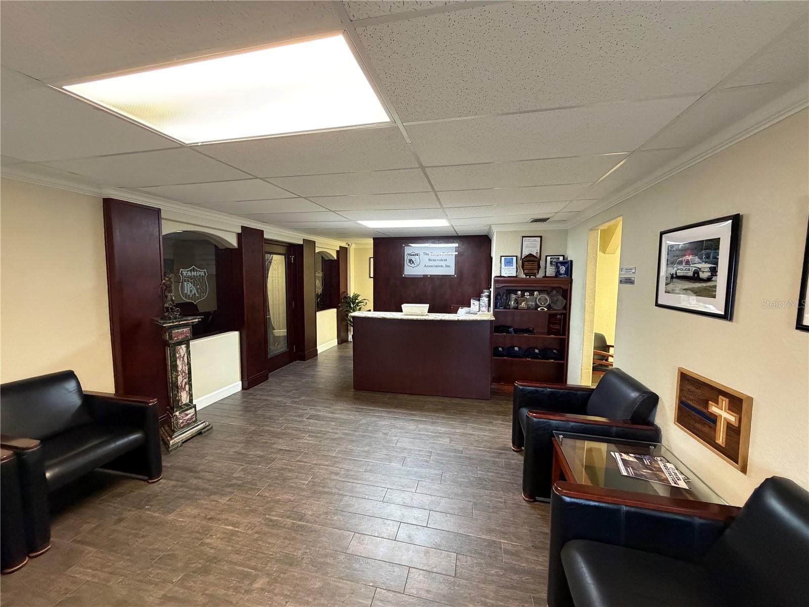 TAMPAS NORTH SIDE COUNTRY CLU - Commercial Sale