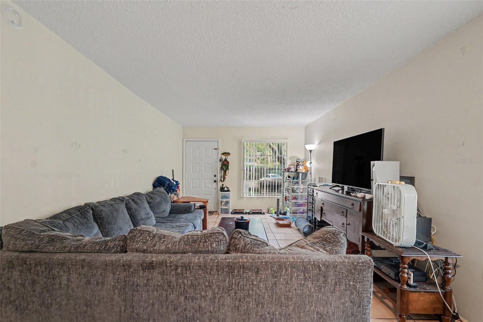 THE OAKS UNIT V A CONDOMINIUM - Residential