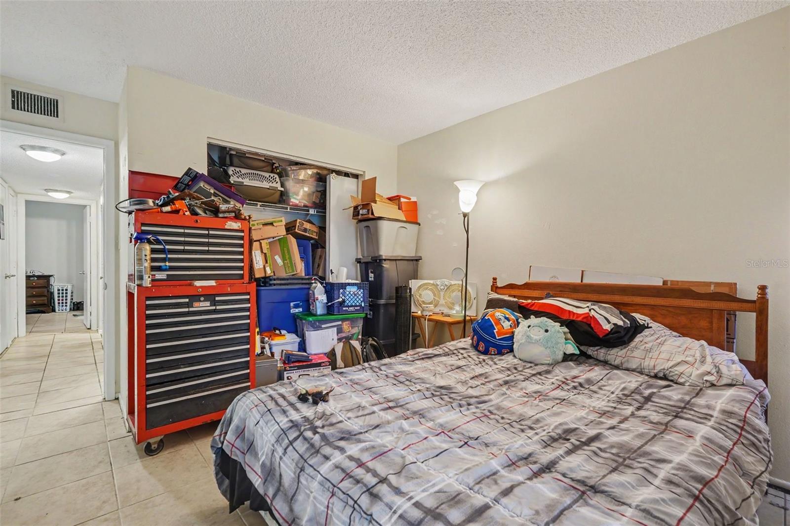 THE OAKS UNIT V A CONDOMINIUM - Residential