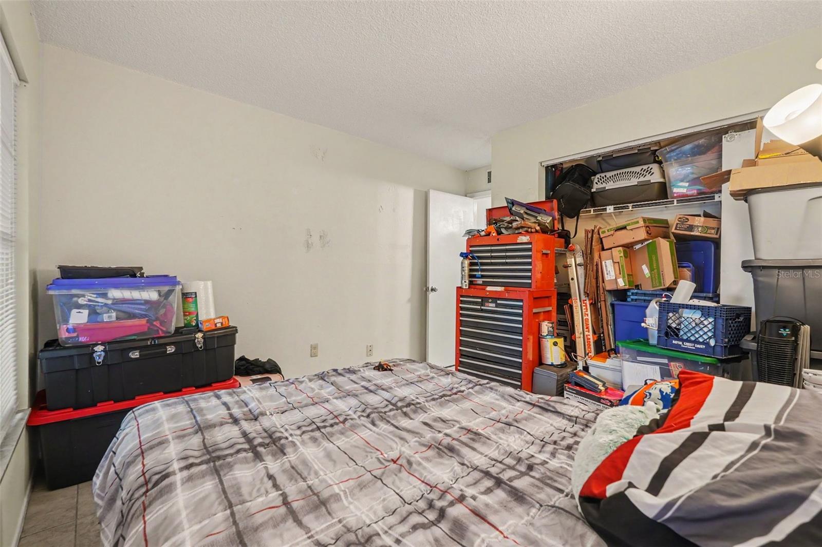 THE OAKS UNIT V A CONDOMINIUM - Residential