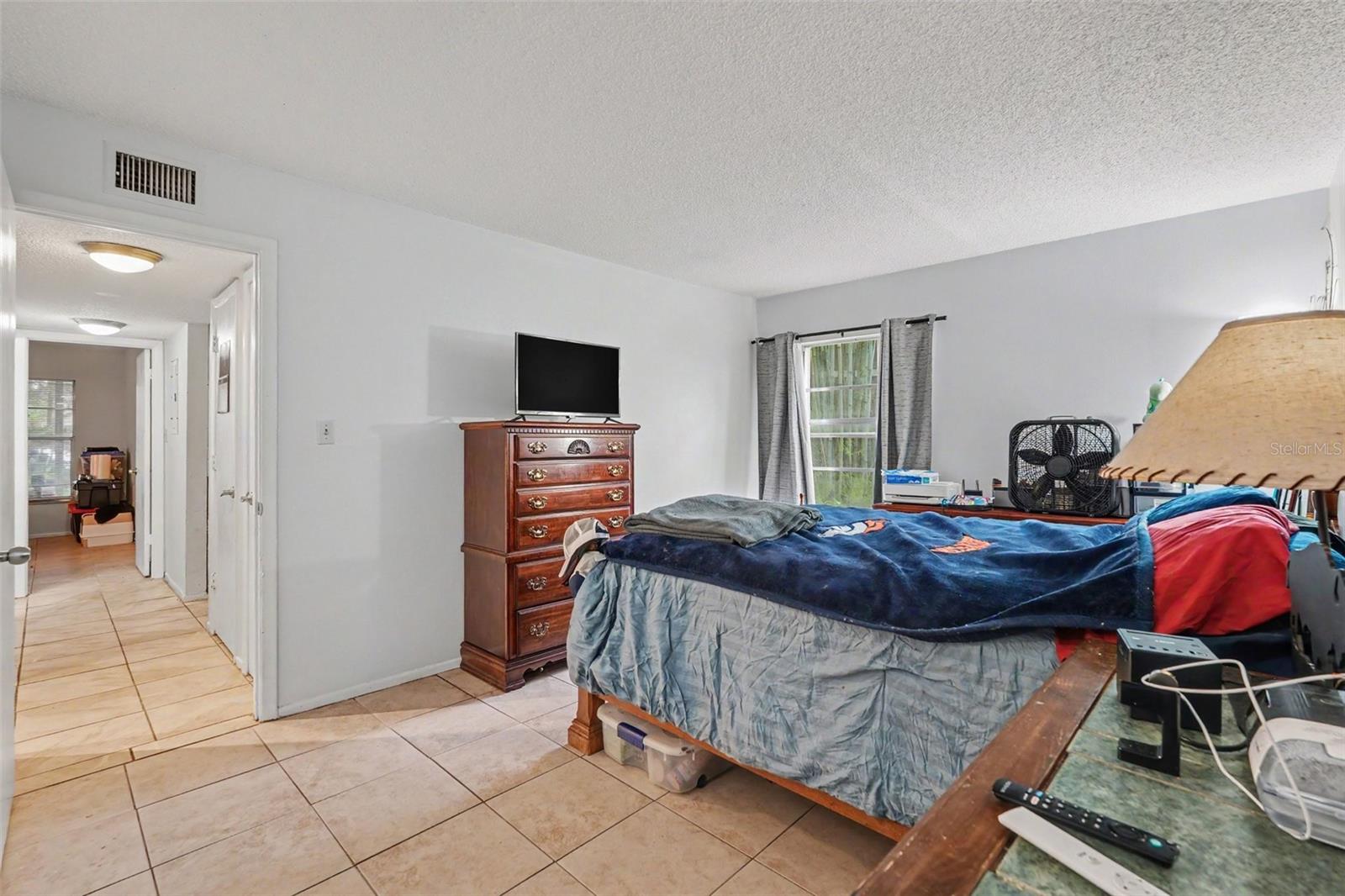 THE OAKS UNIT V A CONDOMINIUM - Residential