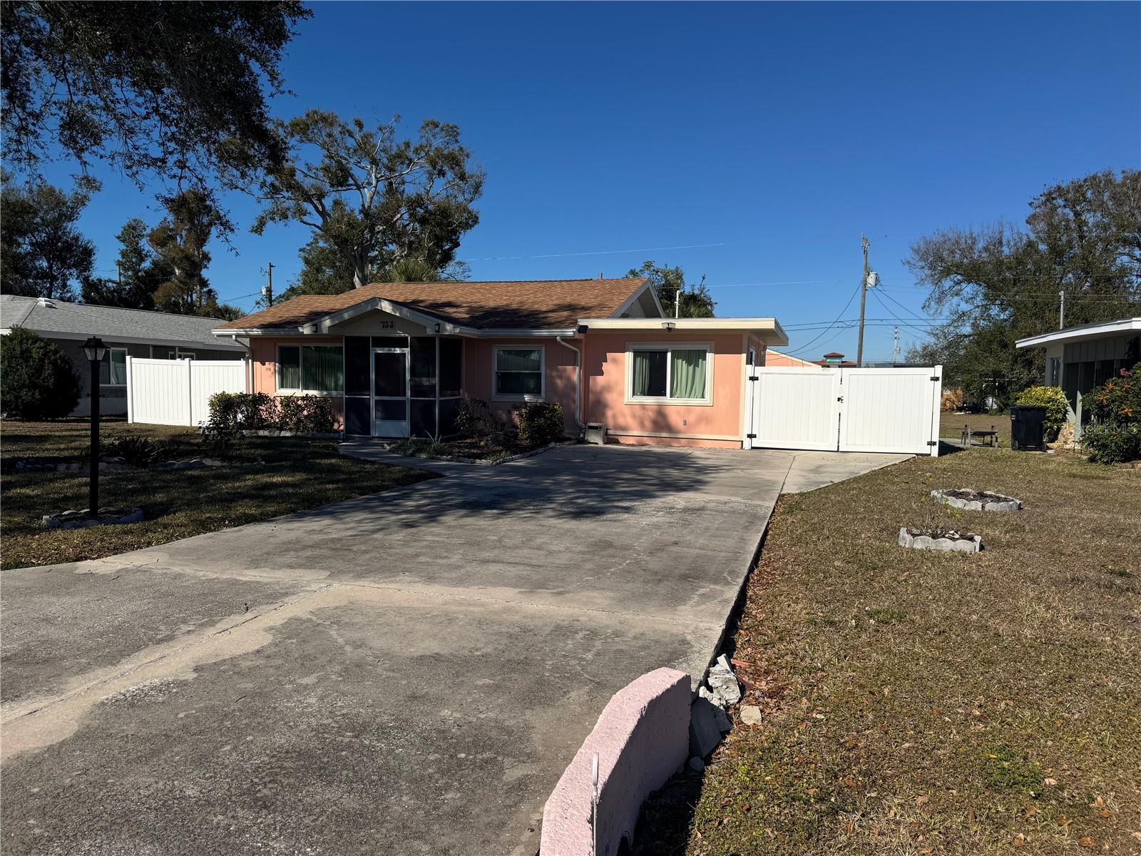 NORTH EDGEWOOD SEC OF VENICE - Residential