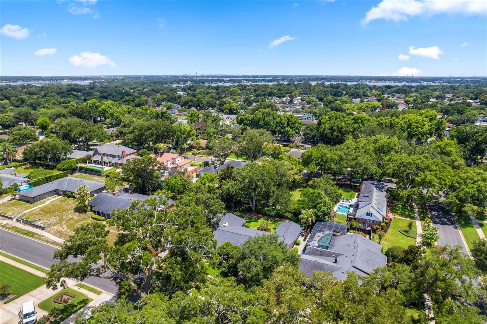 SOUTHERN OAKS - Residential